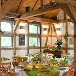 Hotel Haus Chorin 3*