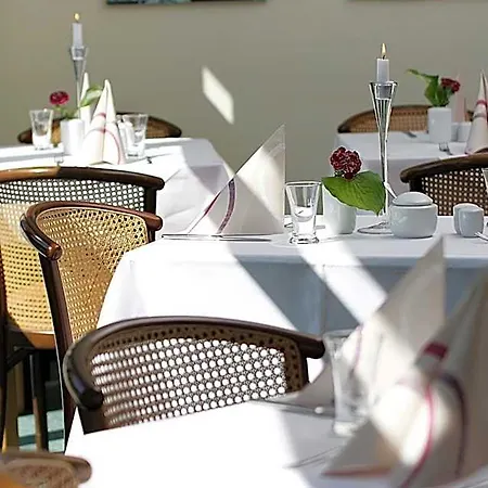 Hotel Haus 3*